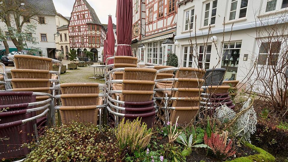 Laut DWD klingen die letzten Niederschläge im Süden ab. Laut DWD klingen die letzten Niederschläge im Süden ab.