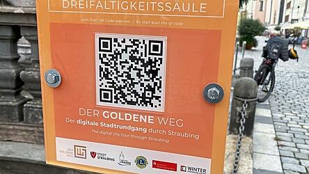 Die Dreifaltigkeitss&auml;ule ist Teil des Goldenen Wegs.