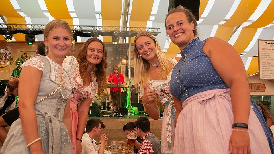 Die Partybilder von Dienstag, 16. August 2022, aus dem Festzelt Nothaft.