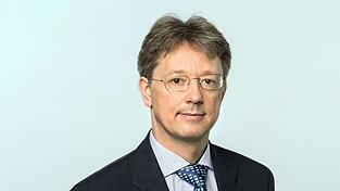 Prof. Dr. Volker, Rektor des TUM-Campus Straubing, will mit den Nachhaltigkeitsgespr&auml;chen den Begriff Nachhaltigkeit begreifbarer machen.