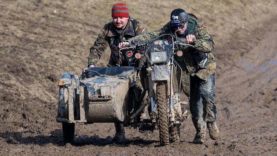 Dreck schreckt die Biker beim Elefantentreffen &uuml;blicherweise nicht ab.