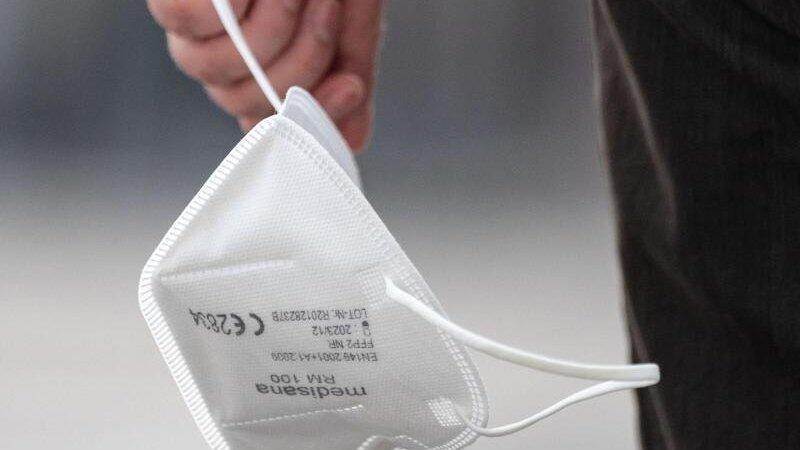 Eine Umfrage zeigt, dass 83 Prozent der Erwerbstätigen ihr Unternehmen bei der Corona-Krisenbewältigung gut aufgestellt sehen. (Symbolbild) Eine Umfrage zeigt, dass 83 Prozent der Erwerbstätigen ihr Unternehmen bei der Corona-Krisenbewältigung gut aufgestellt sehen. (Symbolbild)