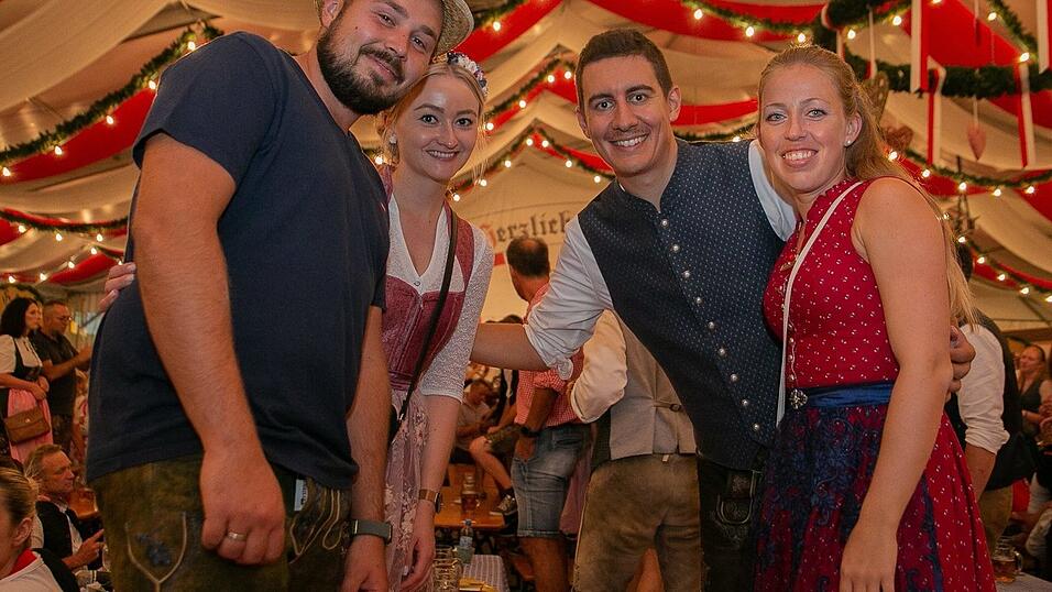 Die Partybilder vom Samstag, 13. August 2022, aus dem Festzelt Greindl.