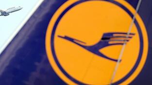 Die Lufthansa streicht ihre Flüge von und nach China. Die Lufthansa streicht ihre Flüge von und nach China.