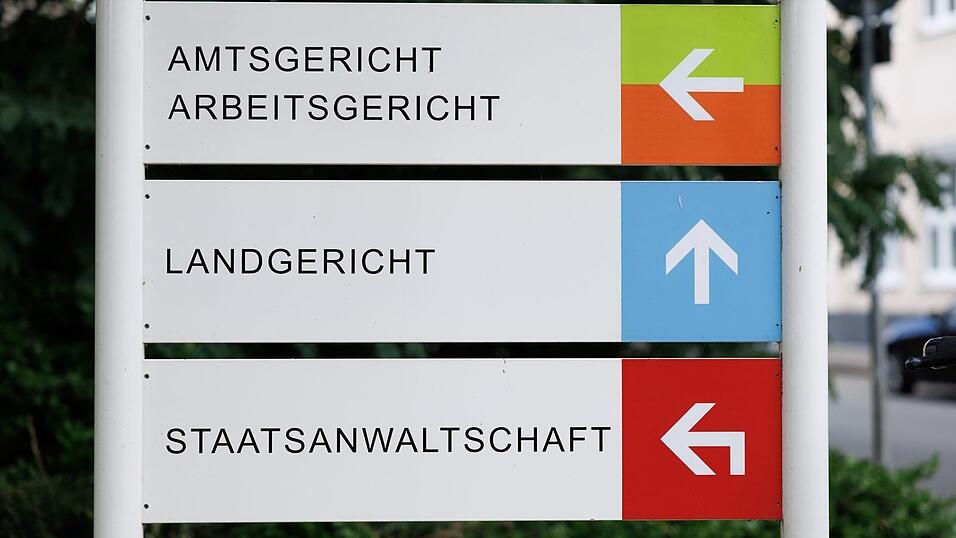 Die Staatsanwaltschaft hat Vermögenswerte einer mutmaßlichen Betrügerin für geschädigte Opfer eingezogen. (Symbolfoto) Die Staatsanwaltschaft hat Vermögenswerte einer mutmaßlichen Betrügerin für geschädigte Opfer eingezogen. (Symbolfoto)