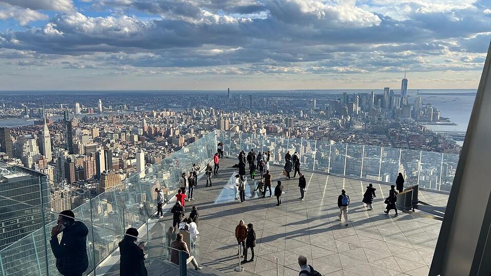 Terrasse mit Aussicht: «The Edge».