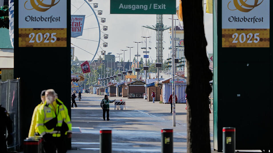 Alles steht still: Ob das Oktoberfest heute noch öffnet, bleibt abzuwarten. 