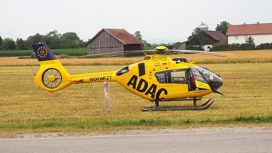Die Einsatzkräfte rückten am Samstag zu einem Brand in einem Dingolfinger Supermarkt aus. 
