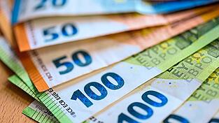 Union und SPD wollen Unternehmen k&uuml;nftig 1.000 Euro Energiepreispr&auml;mie an Arbeitnehmer auszahlen lassen.