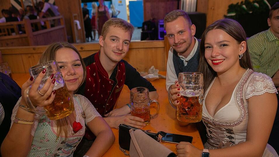 Die Partybilder von Donnerstag, 18. August 2022, aus dem Festzelt Weckmann.