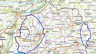 Die Karte mit der Darstellung der betroffenen Gebiete: Die Grenze der Schutzzone ist in roter Farbe, die Grenzen der &Uuml;berwachungszonen sind in blauer Farbe dargestellt.