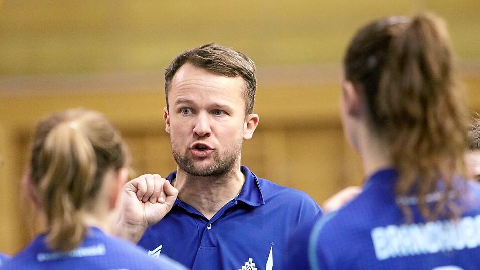 Beim TV Dingolfing arbeitet Andreas Urmann - anders als bei NawaRo Straubing - mit einer reinen Amateurmannschaft. Dennoch reichte es zu zwei Meisterschaften in Folge.