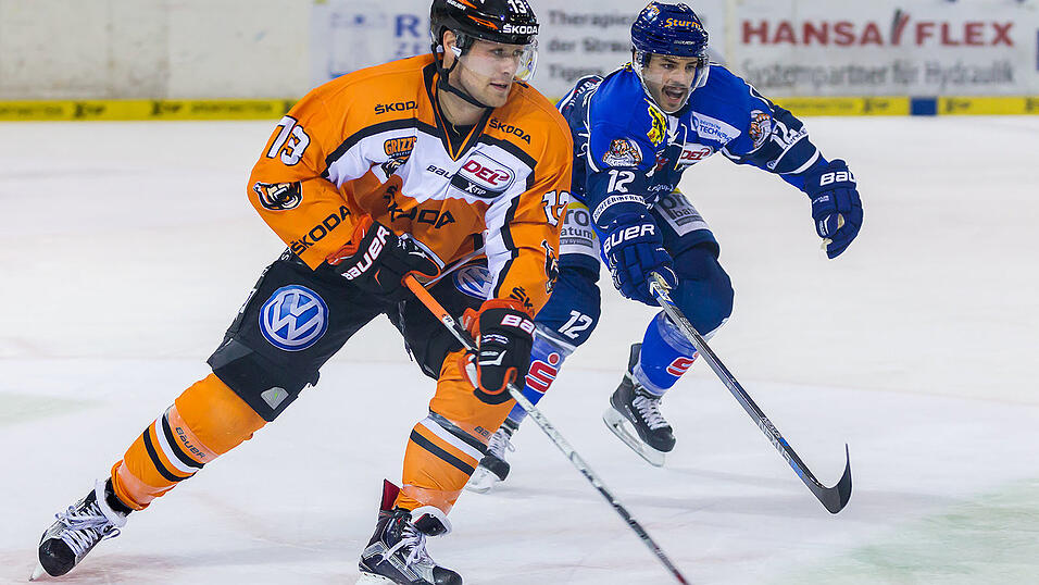 Die Tigers verlieren gegen Wolfsburg mit 2:4. Die Tigers verlieren gegen Wolfsburg mit 2:4.