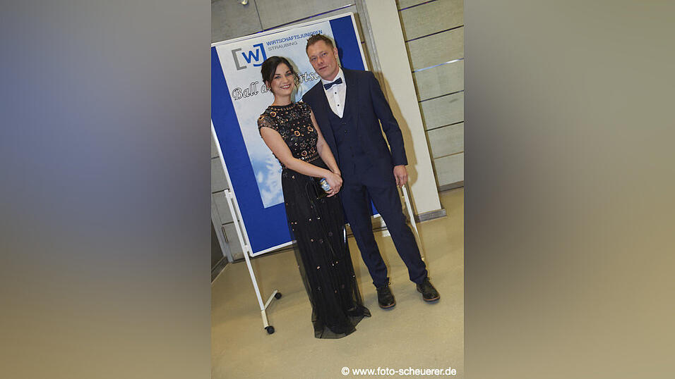 Feiern k&ouml;nnen sie, die Wirtschaftsjunioren - hier ist der Beweis!