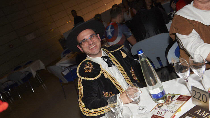 Die Narren waren bester Stimmung und hatten sich allesamt kreative Kostüme ausgesucht. Die Narren waren bester Stimmung und hatten sich allesamt kreative Kostüme ausgesucht.