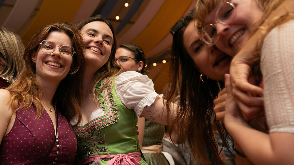 Die Partybilder vom Samstag, 9. August, aus dem Festzelt Reisinger. Die Partybilder vom Samstag, 9. August, aus dem Festzelt Reisinger.