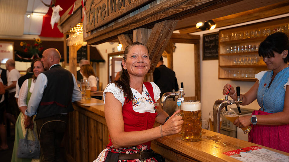 Die Partybilder vom Donnerstag, 13. August, aus dem Festzelt Greindl. Die Partybilder vom Donnerstag, 13. August, aus dem Festzelt Greindl.