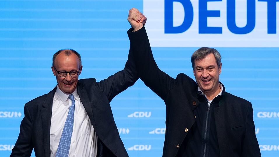 Die Umfragen sagen einen klaren Vorsprung für die Union bei der Bundestagswahl am Sonntag voraus - und eine Zitterpartie für kleine Parteien. Kanzlerkandidaten und Parteien kämpfen bis zuletzt. Die Umfragen sagen einen klaren Vorsprung für die Union bei der Bundestagswahl am Sonntag voraus - und eine Zitterpartie für kleine Parteien. Kanzlerkandidaten und Parteien kämpfen bis zuletzt.