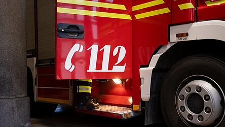 Mehrere Feuerwehren waren im Einsatz. (Symbolbild)