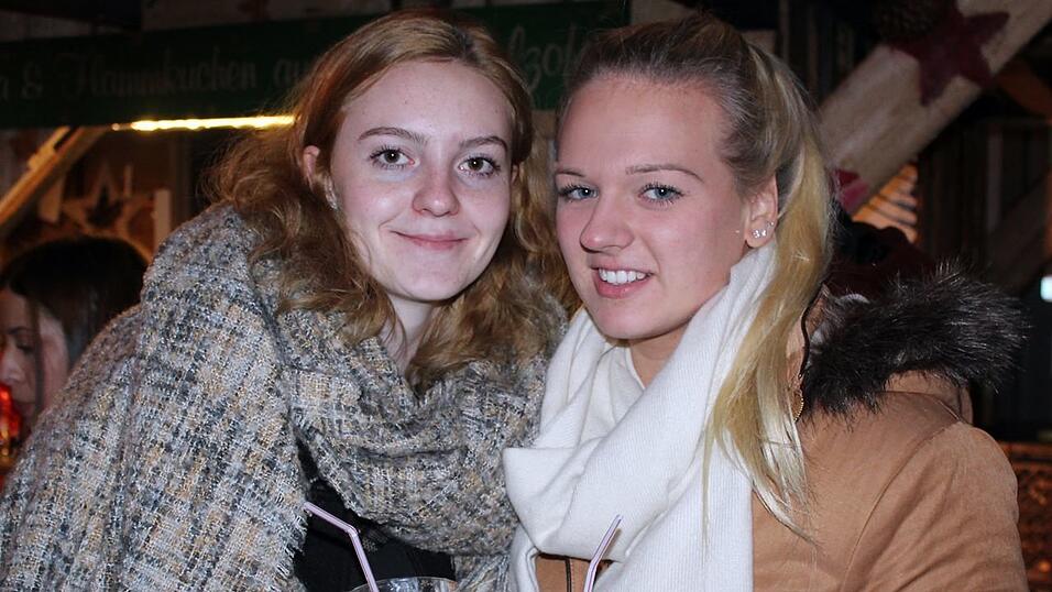 Bei einem schweren Unfall in der Gemeinde Frontenhausen sind zwei Menschen verletzt worden. Bei einem schweren Unfall in der Gemeinde Frontenhausen sind zwei Menschen verletzt worden.