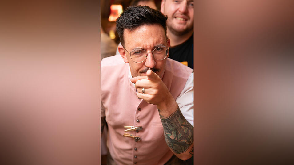 Die Partybilder vom Montag, 18. August, aus dem Festzelt Krönner. Die Partybilder vom Montag, 18. August, aus dem Festzelt Krönner.