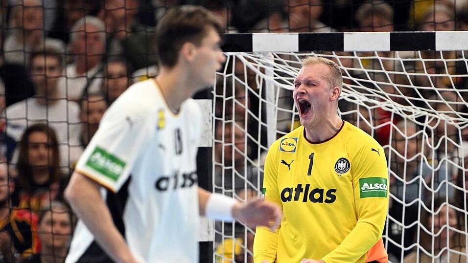 Torwart David Späth bejubelte einen spektakulären Sieg. Torwart David Späth bejubelte einen spektakulären Sieg.