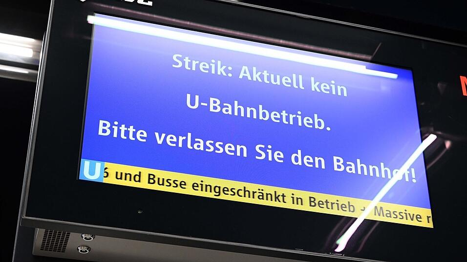 Am Freitag und Samstag will Verdi den Nahverkehr in mehr als einem Dutzend bayerischen St&auml;dten bestreiken. (Archivbild)