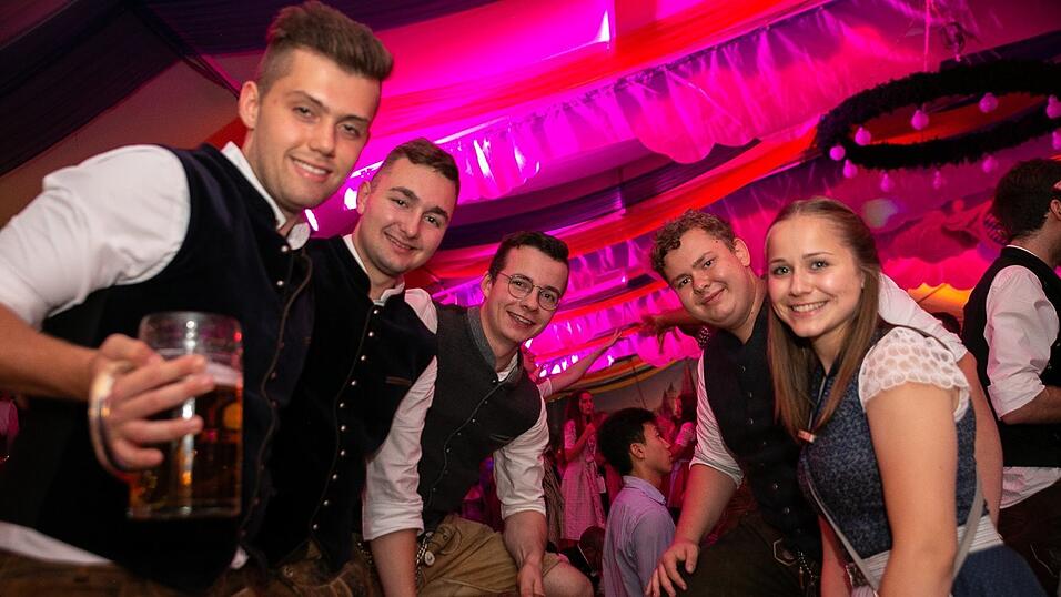 Die Partybilder vom Freitag, 12. August 2022, aus dem Festzelt Reisinger.