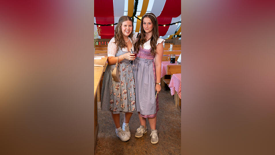 Die Partybilder vom Dienstag, 12. August, aus dem Festzelt Krönner. Die Partybilder vom Dienstag, 12. August, aus dem Festzelt Krönner.