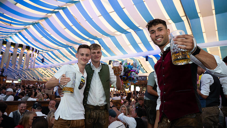 Die Partybilder vom Donnerstag, 13. August, aus dem Festzelt Wenisch. Die Partybilder vom Donnerstag, 13. August, aus dem Festzelt Wenisch.