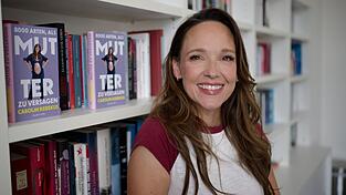 Carolin Kebekus hat ein Buch darüber geschrieben, wie leicht man als Mutter versagen kann - und wie unterhaltsam das Leben mit Kind sein kann. (Archivbild) Carolin Kebekus hat ein Buch darüber geschrieben, wie leicht man als Mutter versagen kann - und wie unterhaltsam das Leben mit Kind sein kann. (Archivbild)