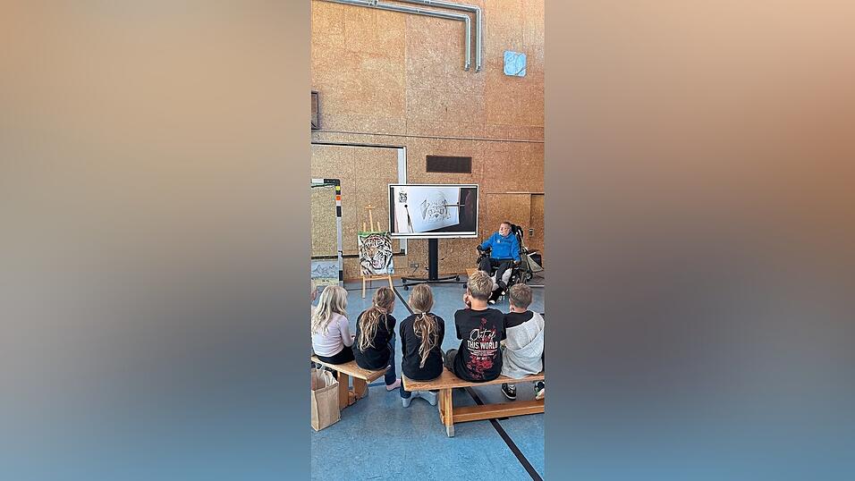 Markus Kostka hielt einen Workshop an der Grundschule.