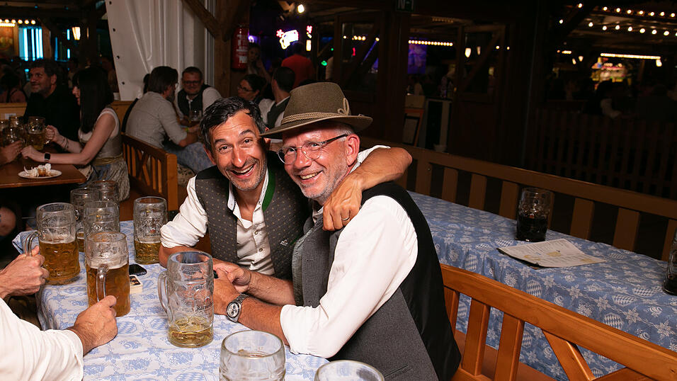 Die Partybilder vom Montag, 18. August, aus dem Festzelt Nothaft. Die Partybilder vom Montag, 18. August, aus dem Festzelt Nothaft.