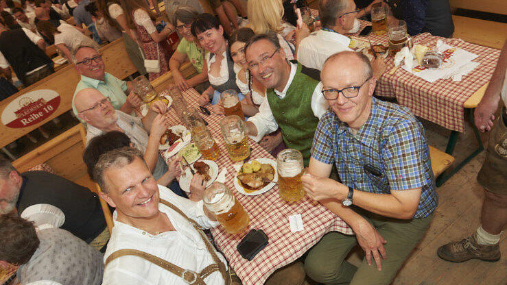 Die Partybilder vom Montag, 14. August 2023, aus dem Festzelt Lechner.