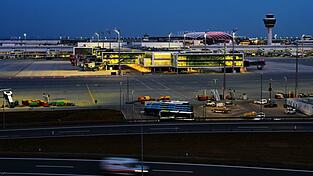 Der Flughafen München soll größer werden. (Archivbild) Der Flughafen München soll größer werden. (Archivbild)