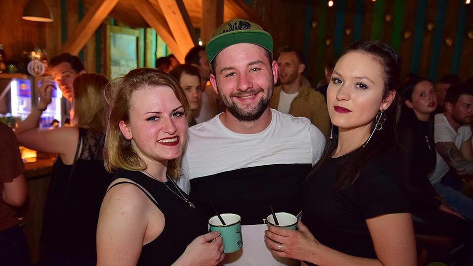 'Hoch die Hände, Wochenende' - so 'Wuid' wurde gefeiert in Straubing. 'Hoch die Hände, Wochenende' - so 'Wuid' wurde gefeiert in Straubing.