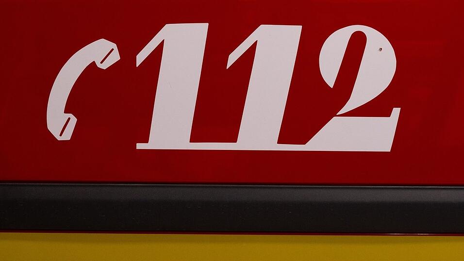 Als die Feuerwehrleute eintrafen, war das Feuer bereits unter Kontrolle. (Symbolbild) Als die Feuerwehrleute eintrafen, war das Feuer bereits unter Kontrolle. (Symbolbild)