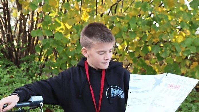 Der zwölfjährige Simon Rackl kann schon auf eine ganze Menge Auszeichnungen blicken. Der zwölfjährige Simon Rackl kann schon auf eine ganze Menge Auszeichnungen blicken.