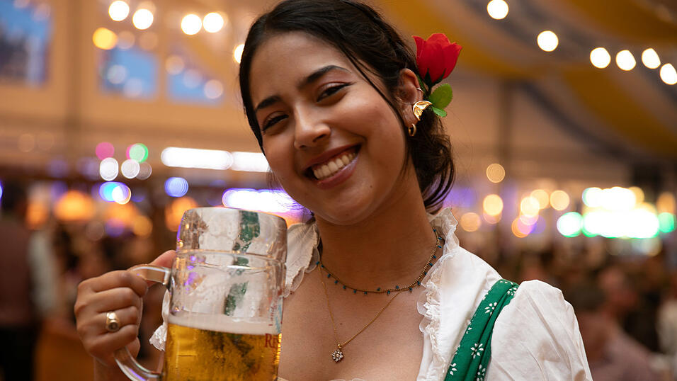 Die Partybilder vom Freitag, 8. August, aus dem Festzelt Reisinger. Die Partybilder vom Freitag, 8. August, aus dem Festzelt Reisinger.