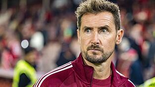 Miroslav Klose tüftelt über der Nürnberger Aufstellung. (Archivbild) Miroslav Klose tüftelt über der Nürnberger Aufstellung. (Archivbild)