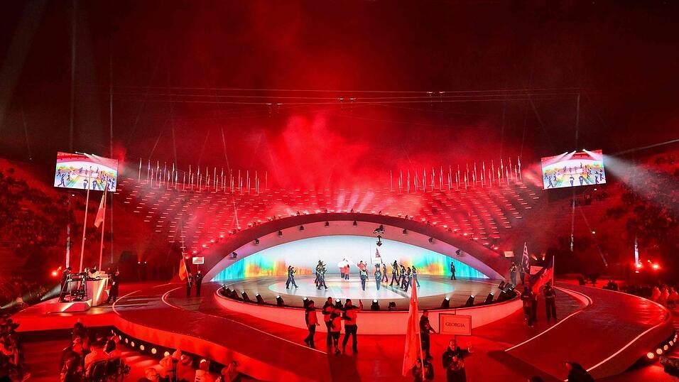 Viele Nationen blieben der Athletenparade fern.