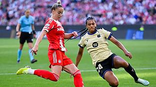 War vor dem 0:1 unaufmerksam: M&uuml;nchens Giulia Gwinn (l).