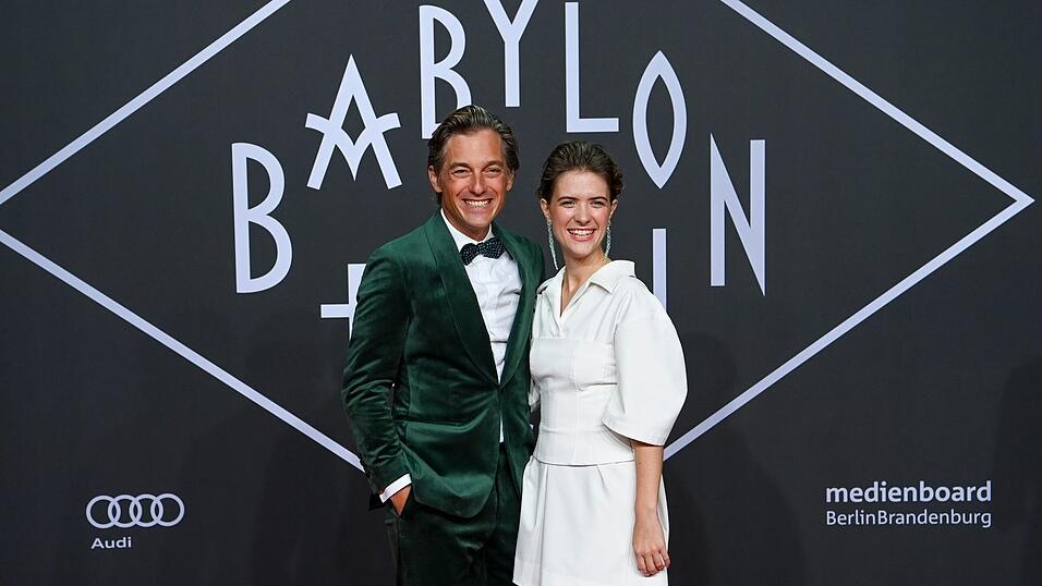 Volker Bruch und Liv Lisa Fries spielen die «Babylon Berlin»-Hauptrollen. (Archivbild von 2022) Volker Bruch und Liv Lisa Fries spielen die «Babylon Berlin»-Hauptrollen. (Archivbild von 2022)
