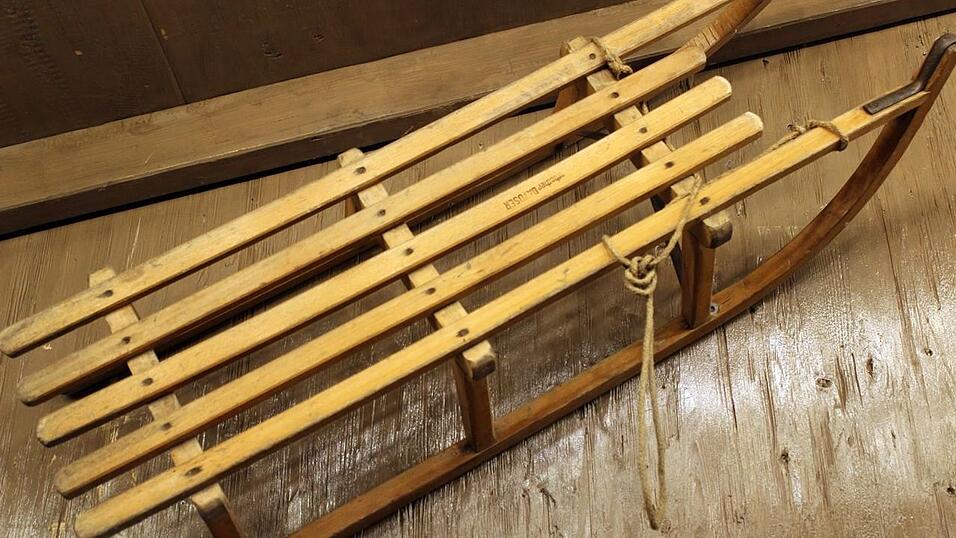 Der Christkindlmarkt und die Weihnachtspyramide geh&ouml;ren in der Adventszeit zu den beliebtesten Treffpunkten in Landshut.