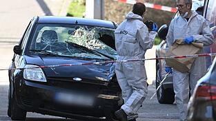 Mit diesem Fahrzeug soll ein Mann in eine Menschenmenge in Mannheim gefahren sein.
