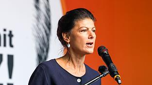 BSW-Gründerin Sahra Wagenknecht hat die Brandmauer zur AfD für gescheitert erklärt. (Archivbild) BSW-Gründerin Sahra Wagenknecht hat die Brandmauer zur AfD für gescheitert erklärt. (Archivbild)