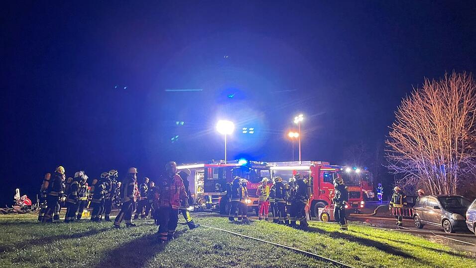 Mehrere Feuerwehren waren im Einsatz.