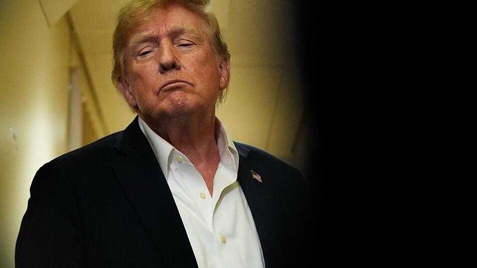 Trump spielt Gefahren von KI herunter. (Archivbild) Trump spielt Gefahren von KI herunter. (Archivbild)