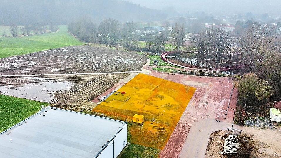 Auf der freien Fläche, auf dem früher das Sigikid-Werk stand (gelb markiert), soll ein Parkplatz für 57 Pkw entstehen. Auf der freien Fläche, auf dem früher das Sigikid-Werk stand (gelb markiert), soll ein Parkplatz für 57 Pkw entstehen.