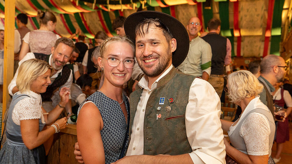 Die Partybilder vom Freitag, 9. August 2024, aus dem Festzelt Weckmann. Die Partybilder vom Freitag, 9. August 2024, aus dem Festzelt Weckmann.